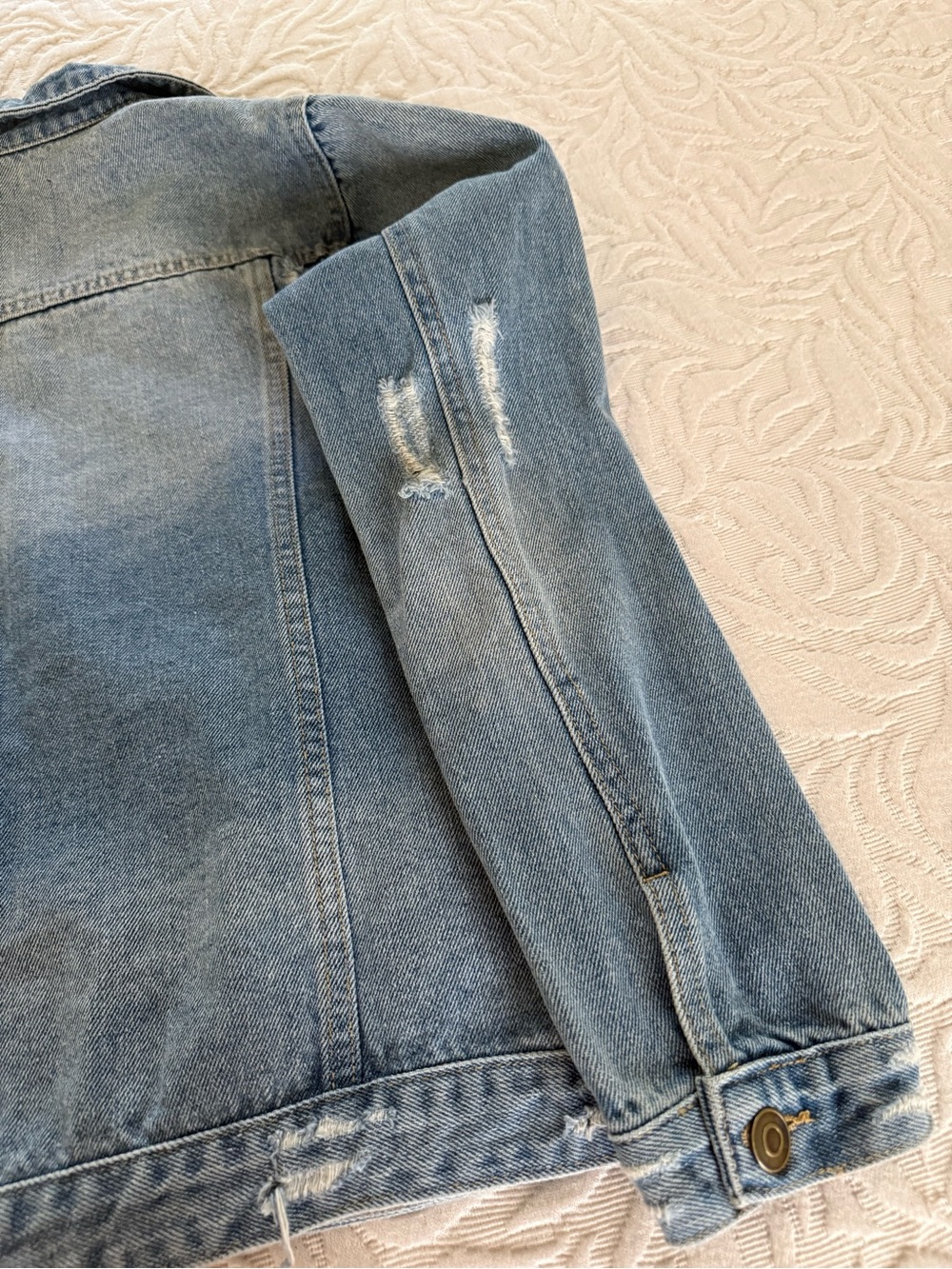 Altar’d State Distressed Blue Denim Jacket - Women - Picture 5 of 6